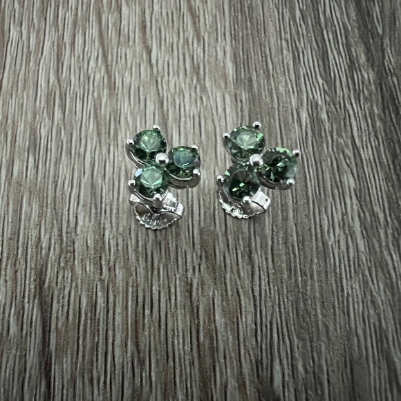 Green aria tourmaline earrings - Picture 2 of 10